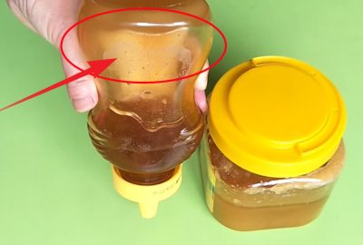 Khi mua mật ong, nhớ lật ngược chai mật ong, nhìn sơ qua là biết ngay mật ong thật hay là giả